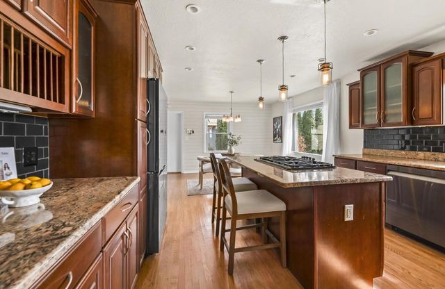 10311 W Ruby AVENUE, Wauwatosa, WI 53225