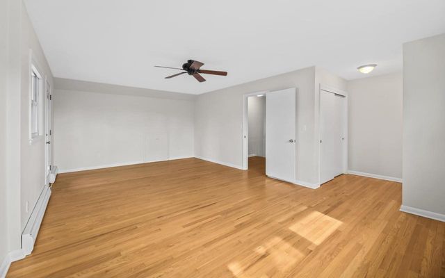 10311 W Ruby AVENUE, Wauwatosa, WI 53225