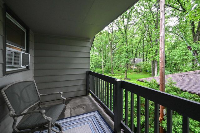 10311 W Ruby AVENUE, Wauwatosa, WI 53225