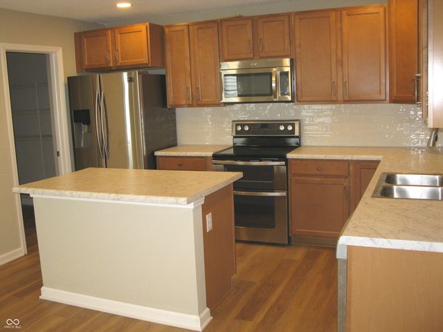 12651 Republic Drive, Fishers, IN 46037