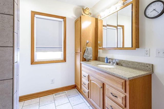 14293 Gilchrist Road, Mount Vernon, OH 43050