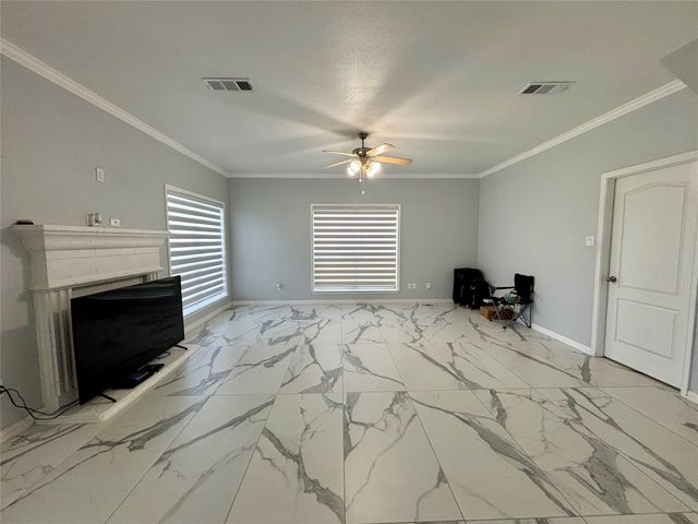 8640 Arcadia Park Drive, Fort Worth, TX 76244