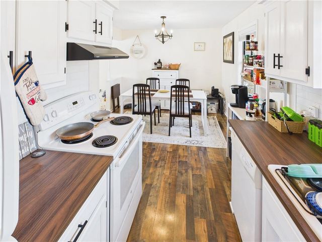 1009 Walnut Lane, Warrensburg, MO 64093