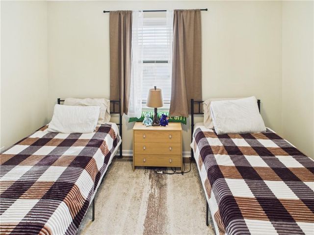 1009 Walnut Lane, Warrensburg, MO 64093