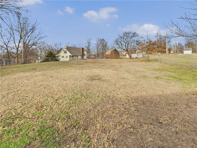 1009 Walnut Lane, Warrensburg, MO 64093