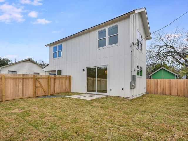 1116 Atkinson RD, Austin, TX 78752