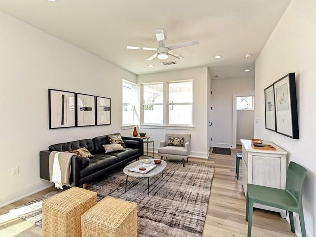 1116 Atkinson RD, Austin, TX 78752