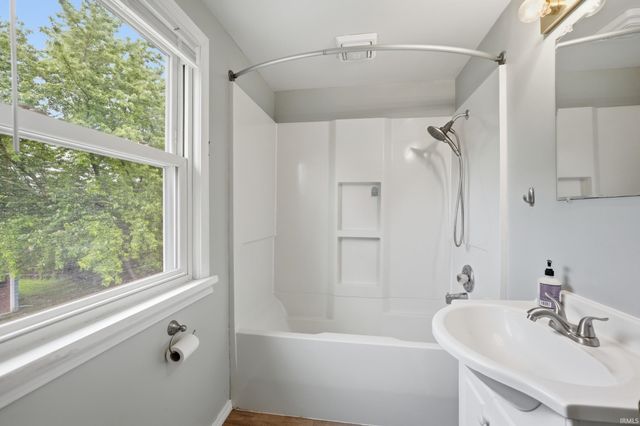 713 Greenlawn Avenue, Fort Wayne, IN 46808