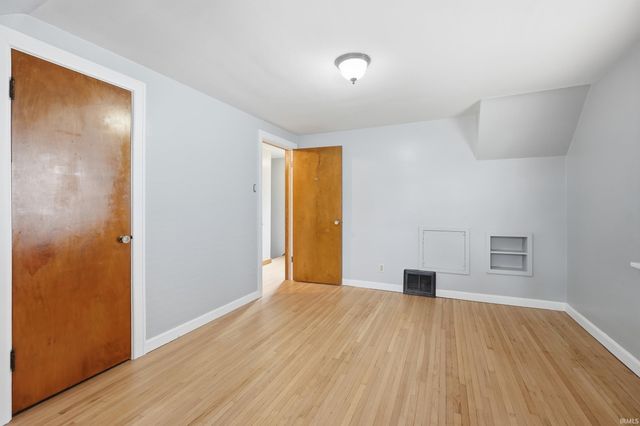 713 Greenlawn Avenue, Fort Wayne, IN 46808
