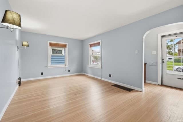 713 Greenlawn Avenue, Fort Wayne, IN 46808