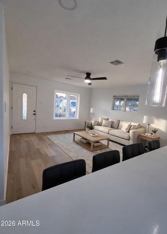 3001 N 21ST Avenue, Phoenix, AZ 85015