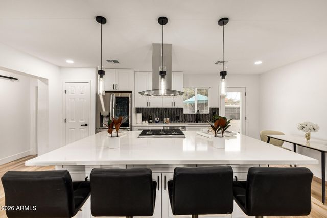 3001 N 21ST Avenue, Phoenix, AZ 85015