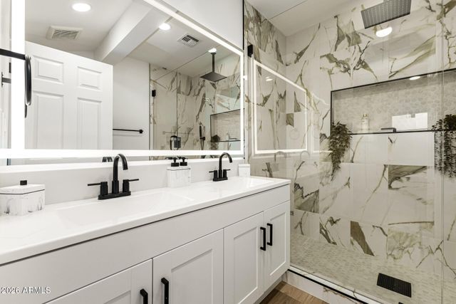 3001 N 21ST Avenue, Phoenix, AZ 85015