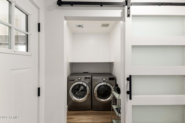 3001 N 21ST Avenue, Phoenix, AZ 85015