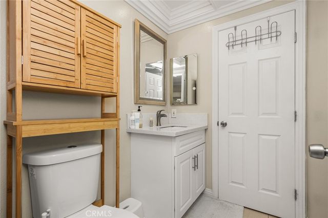 642 Colonial, Fullerton, CA 92835