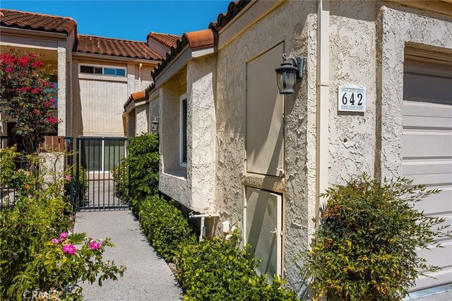 642 Colonial, Fullerton, CA 92835