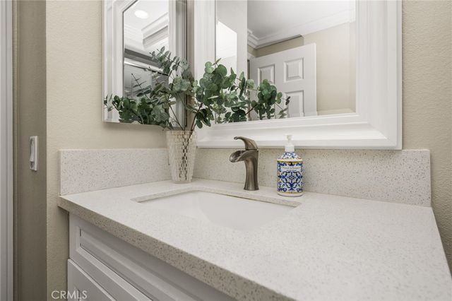 642 Colonial, Fullerton, CA 92835