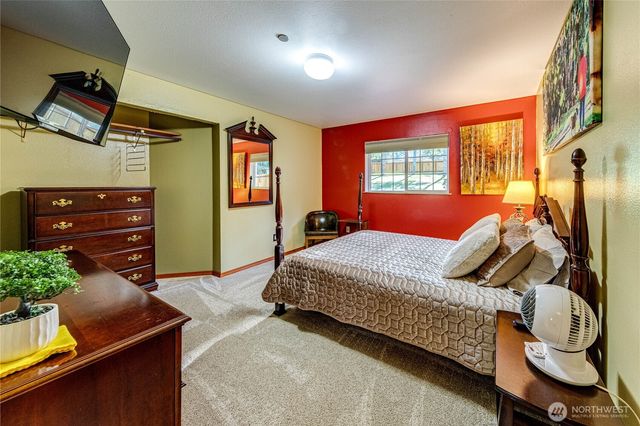 73 Ross Lane, Port Angeles, WA 98363