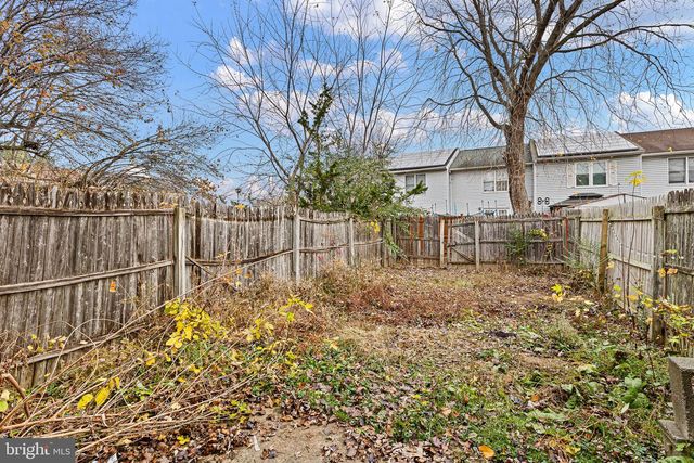 25 W PERPEN CT, Newark, DE 19702