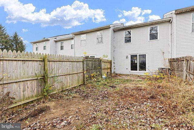 25 W PERPEN CT, Newark, DE 19702