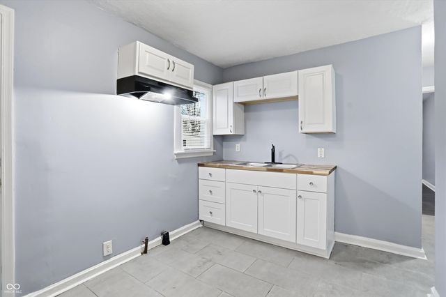 1035-1037 N Centennial Street, Indianapolis, IN 46222