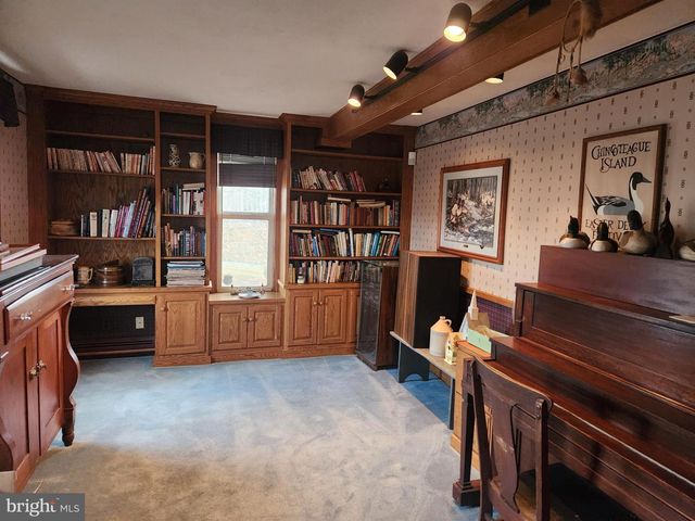 230 S HERTZLER RD, Elizabethtown, PA 17022