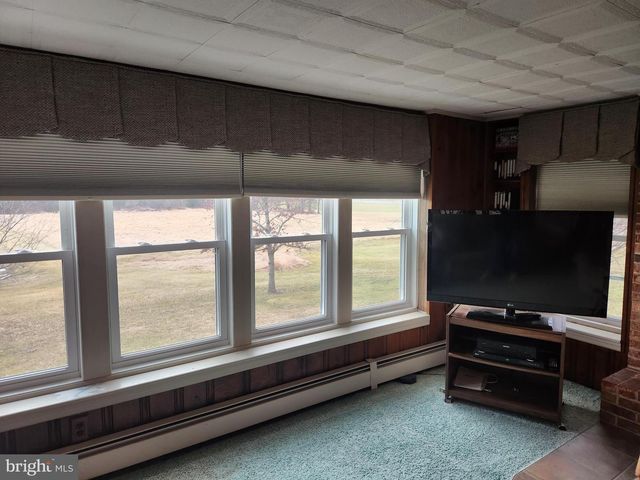 230 S HERTZLER RD, Elizabethtown, PA 17022