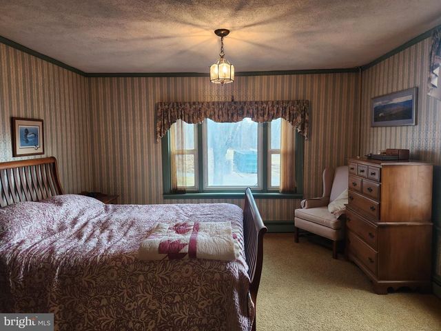 230 S HERTZLER RD, Elizabethtown, PA 17022