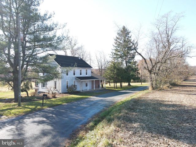 230 S HERTZLER RD, Elizabethtown, PA 17022