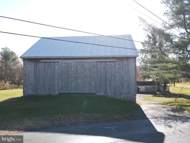 230 S HERTZLER RD, Elizabethtown, PA 17022