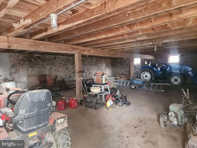 230 S HERTZLER RD, Elizabethtown, PA 17022