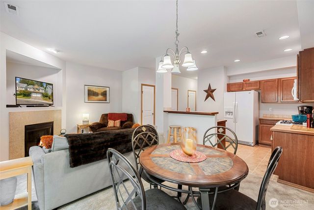 130 NE Miramar Circle, Bremerton, WA 98311