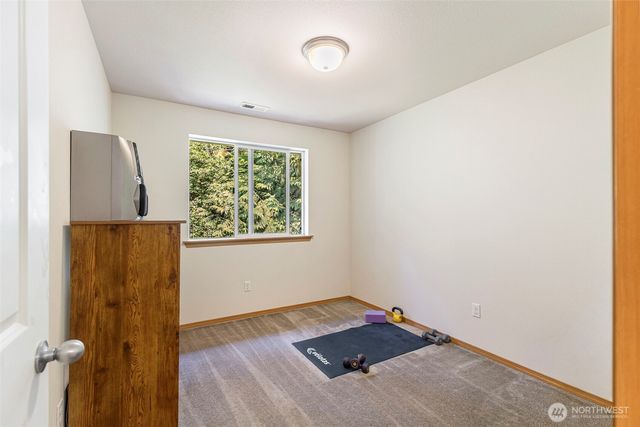 130 NE Miramar Circle, Bremerton, WA 98311