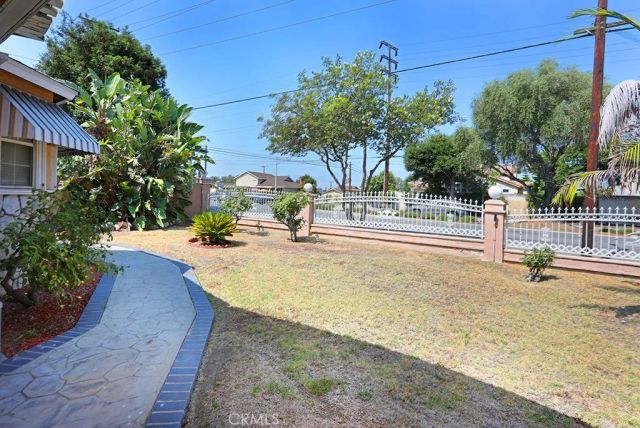 640 S Azusa Avenue, West Covina, CA 91791