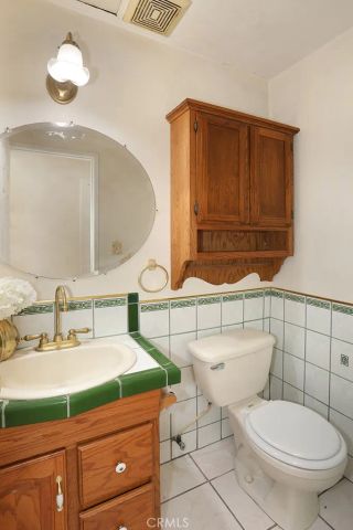 640 S Azusa Avenue, West Covina, CA 91791