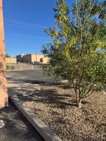 336 Adams Street SE, Albuquerque, NM 87108