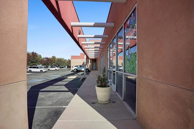 336 Adams Street SE, Albuquerque, NM 87108