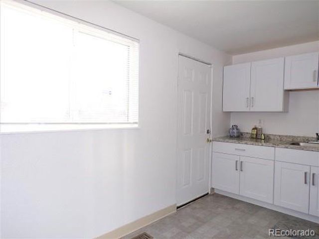 1129 Dallas Street, Aurora, CO 80010