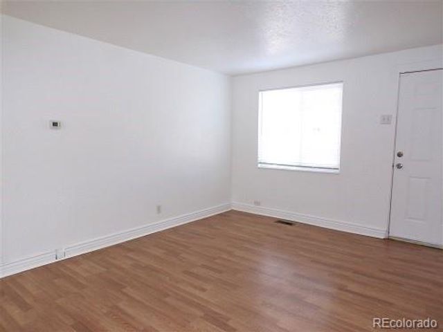1129 Dallas Street, Aurora, CO 80010
