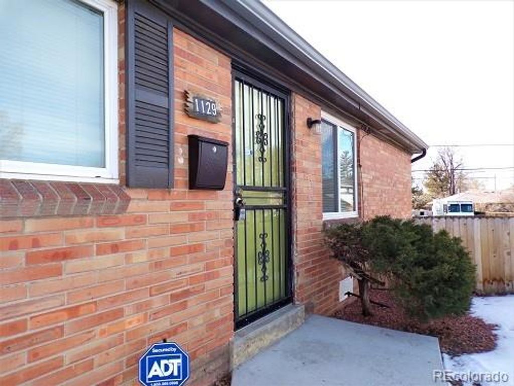 1129 Dallas Street, Aurora, CO 80010