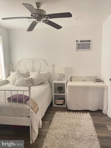 1528 W PORTER ST, Philadelphia, PA 19145