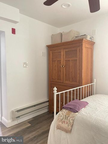 1528 W PORTER ST, Philadelphia, PA 19145