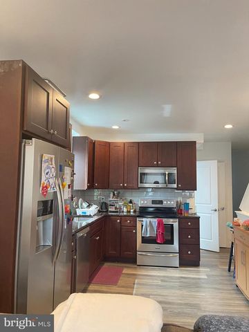 1528 W PORTER ST, Philadelphia, PA 19145