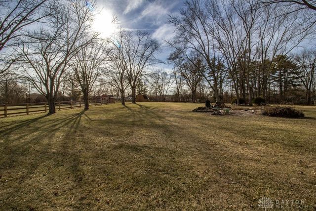 5943 Green Crest Drive, Fairfield Twp, OH 45011