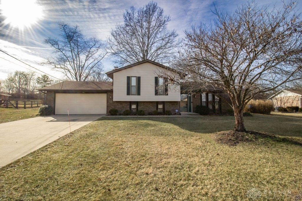 5943 Green Crest Drive, Fairfield Twp, OH 45011