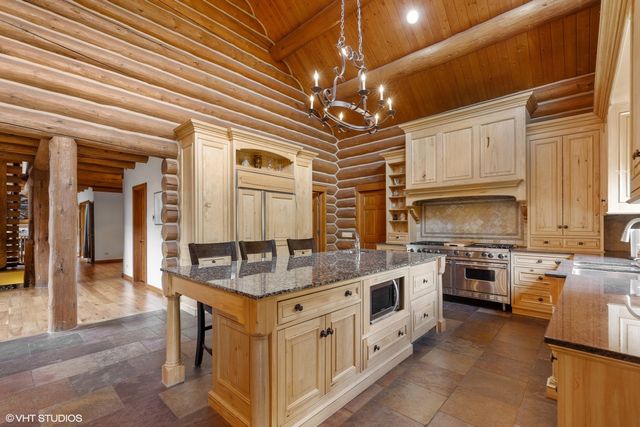 11711 Juanita Drive, Orland Park, IL 60467