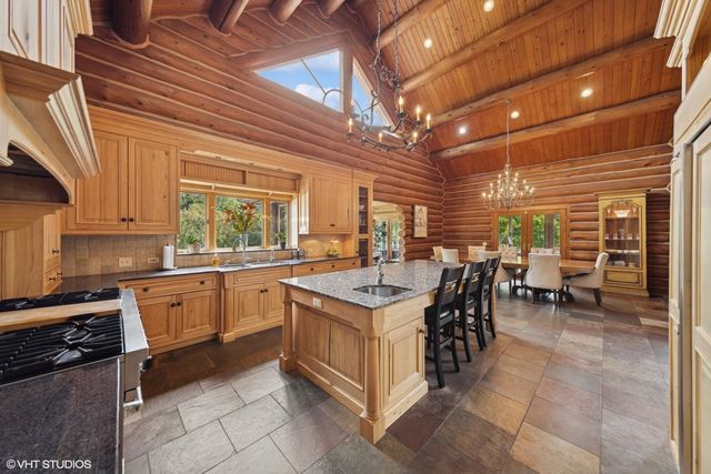 11711 Juanita Drive, Orland Park, IL 60467