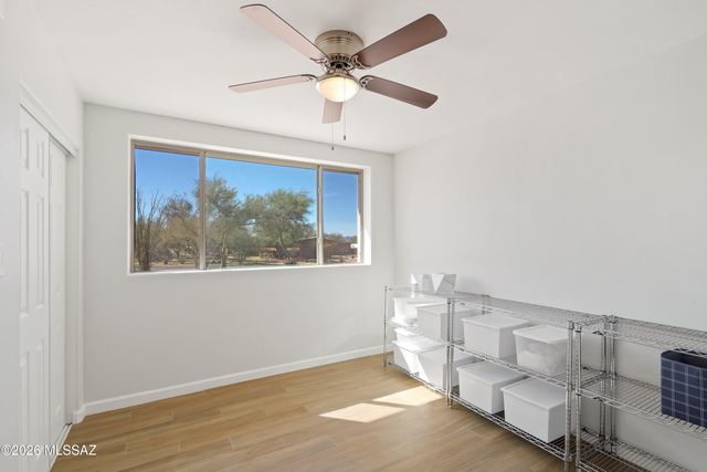 210 W Meadowbrook Drive, Oro Valley, AZ 85704