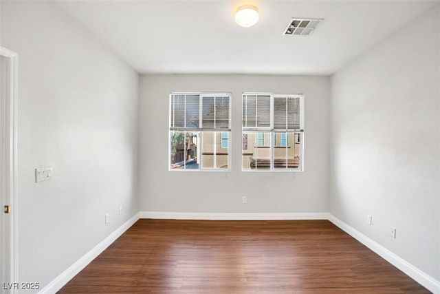 10221 Delray Beach Avenue 201, Las Vegas, NV 89129