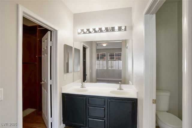 10221 Delray Beach Avenue 201, Las Vegas, NV 89129